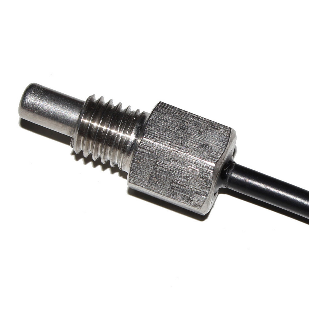 Coarse threaded temperature sensor